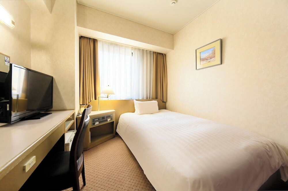 Single Room, Smoking