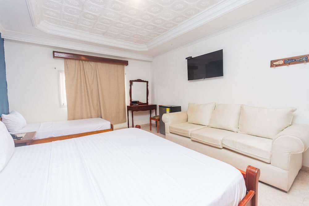 Standard Triple Room, 1 Bedroom, Air conditioning photo 1