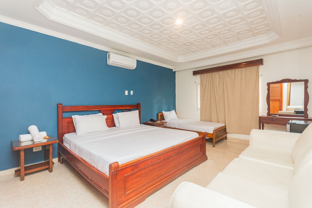 Standard Triple Room, 1 Bedroom, Air conditioning photo 2