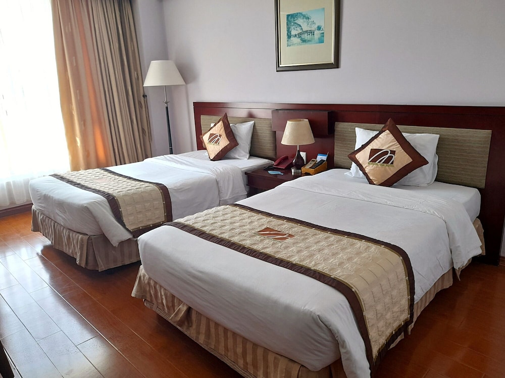Superior Twin Room, City View - Photo 2