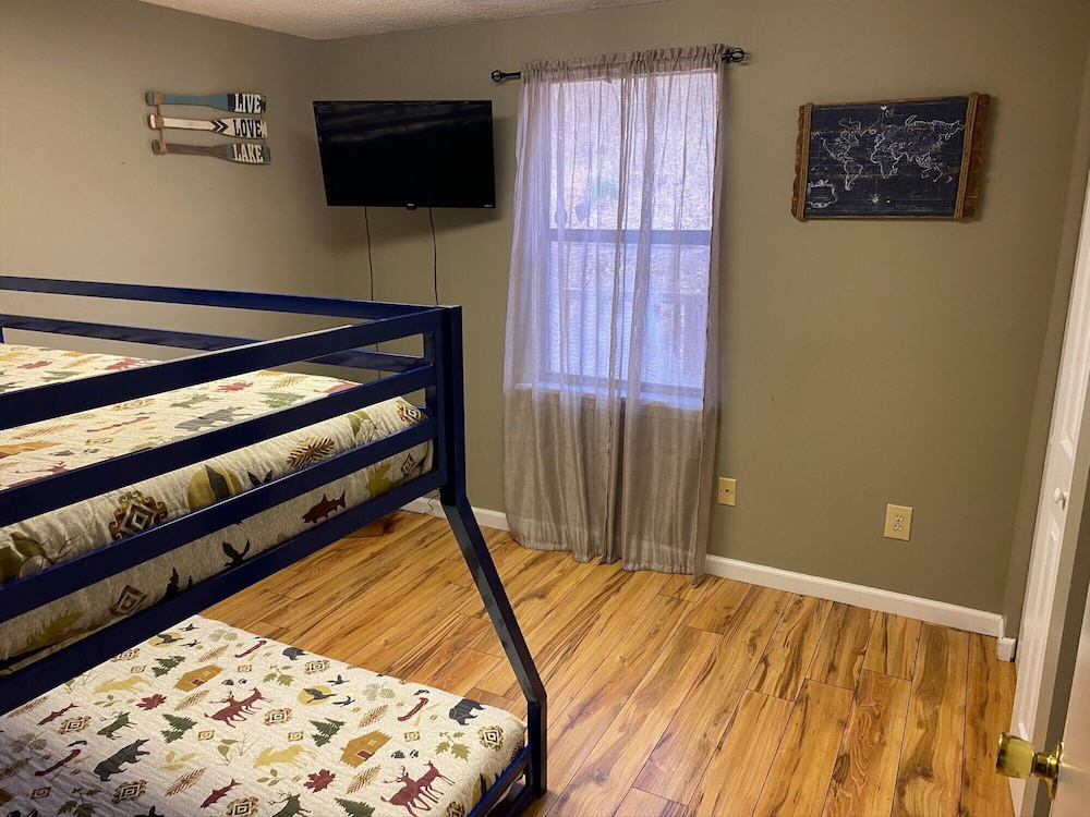 Cabin, 3 Bedrooms photo 3