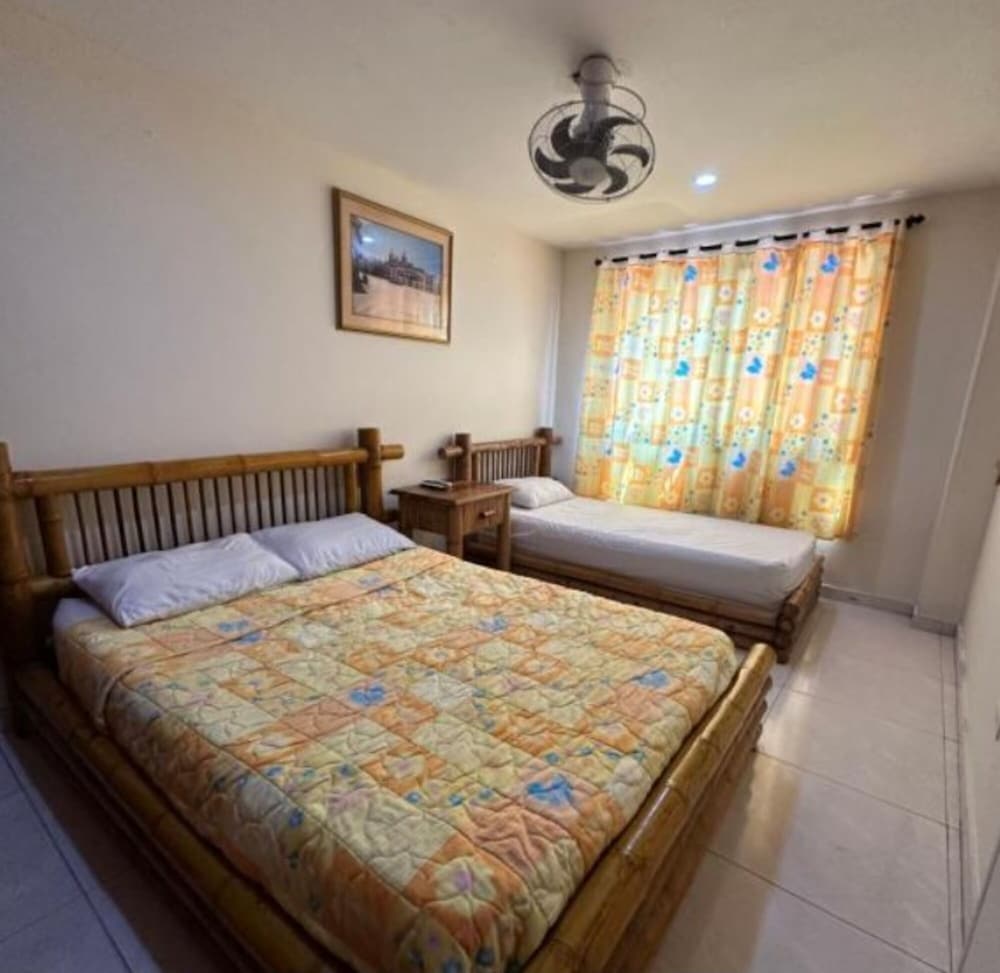Standard Triple Room photo 2