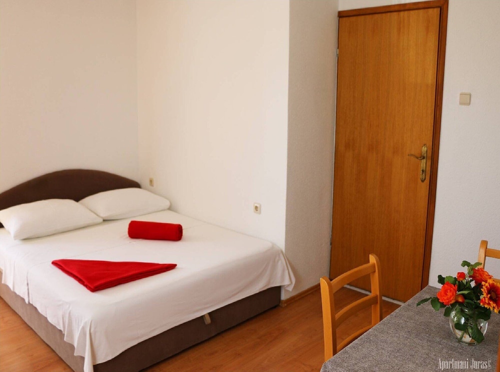 Studio (Studio Apartment with Loggia)