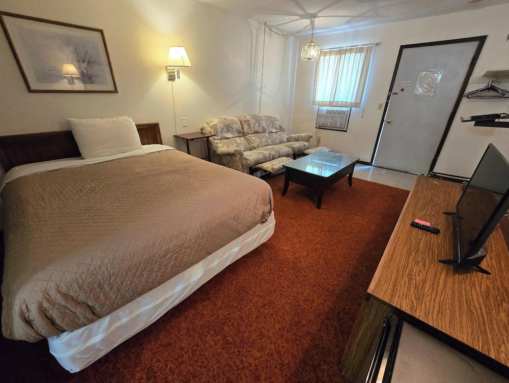 Room, 1 Queen Bed, Non Smoking - Photo 17