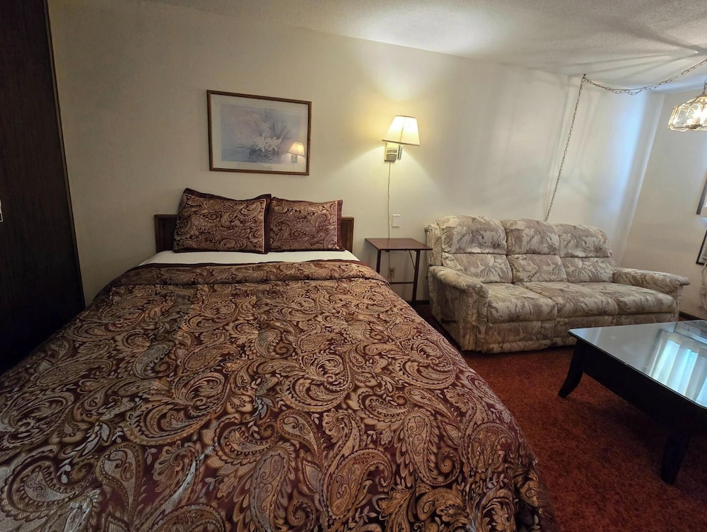 Room, 1 Queen Bed, Non Smoking - Photo 1
