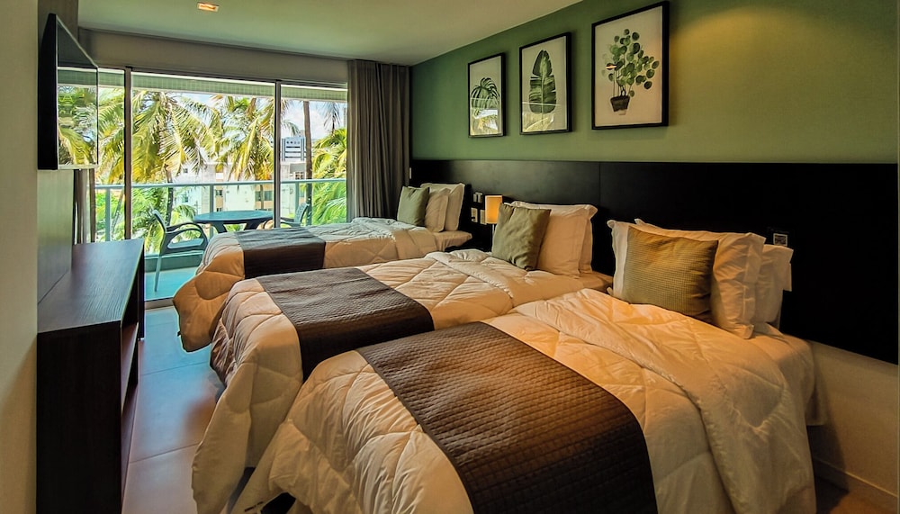 Deluxe Triple Room, Partial Ocean View