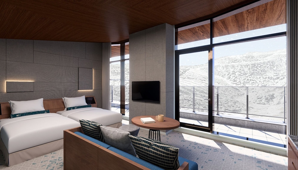 Deluxe Room, 1 King Bed (Premium) - Photo 1