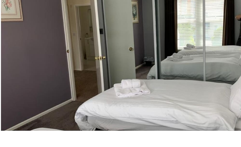 Family House, Ensuite (8 Minutes to seafront) photo 2