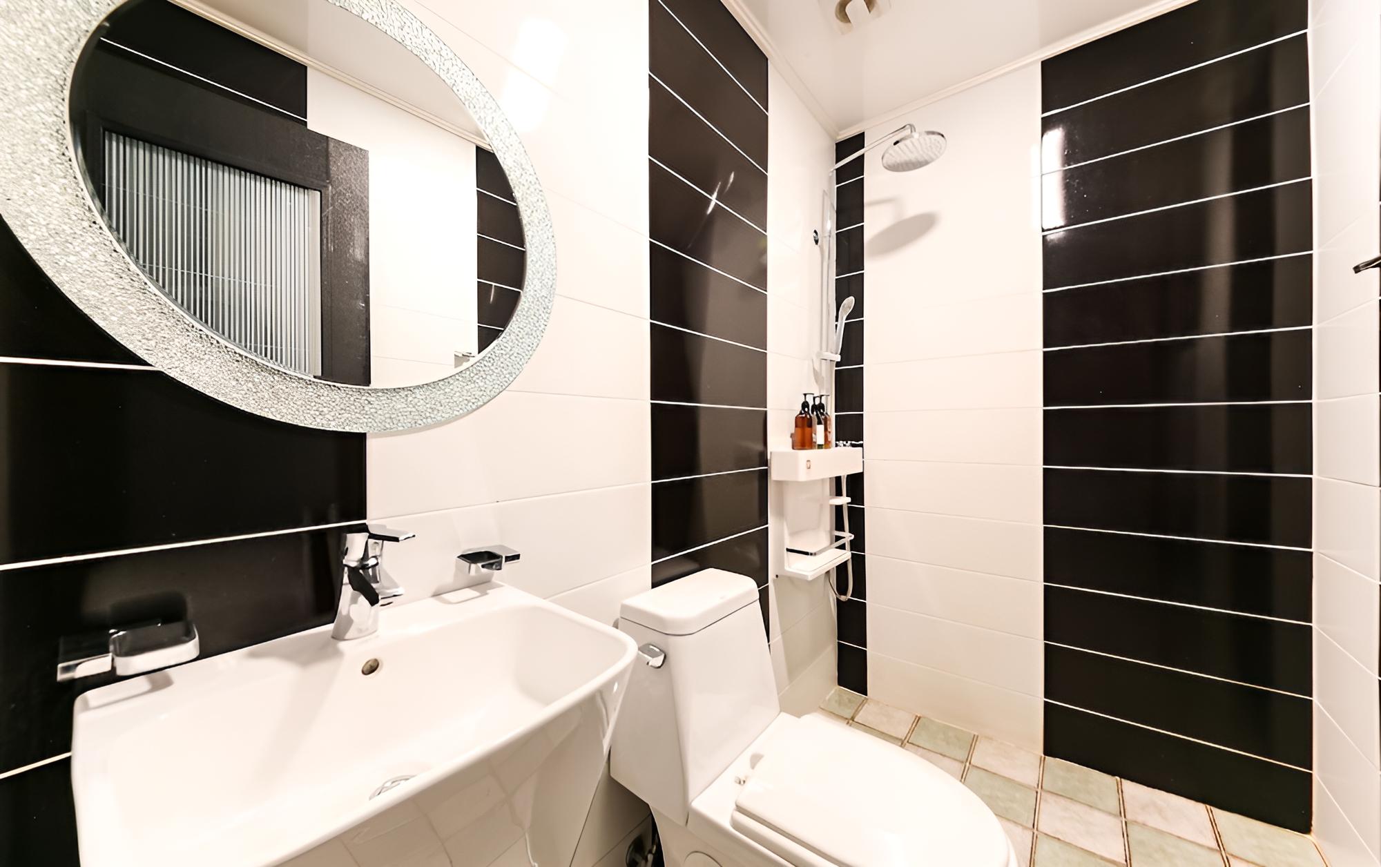 Room (Special room-Ultra high-end PC (Netfl) - Photo 4