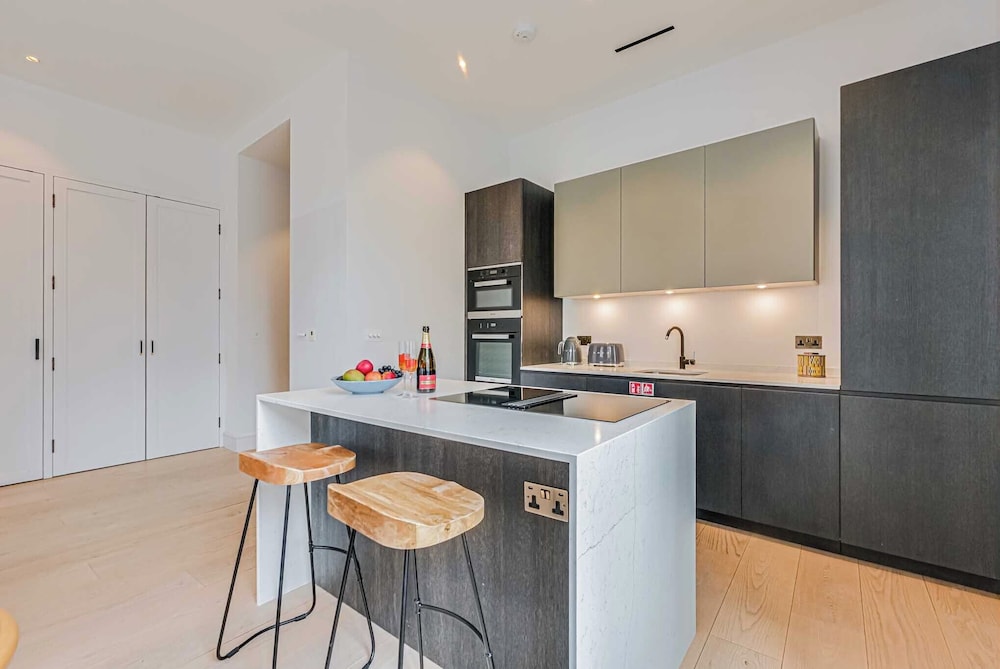 1 Bedroom Luxury