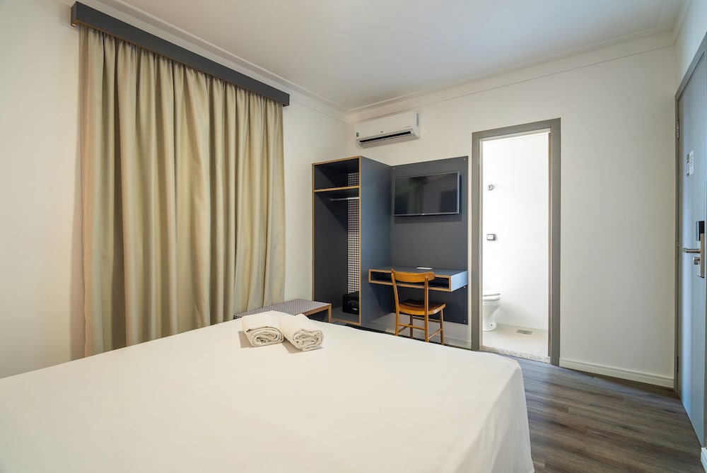 Standard Double Room — the supplier's photographs — photo 2
