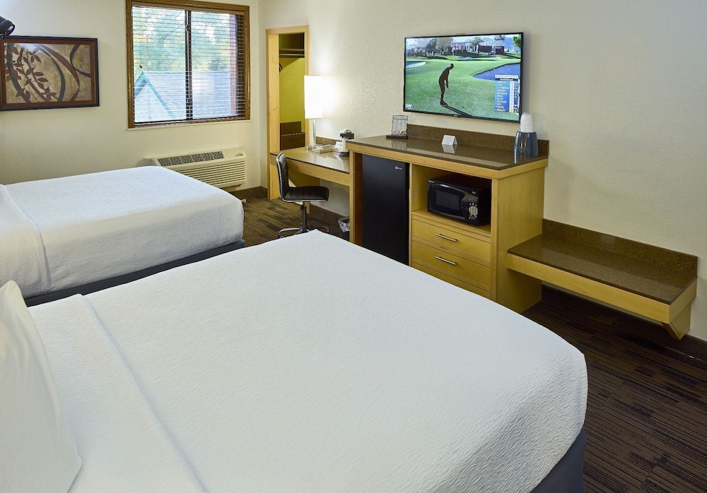 Premium Room, 2 Queen Beds, Non Smoking