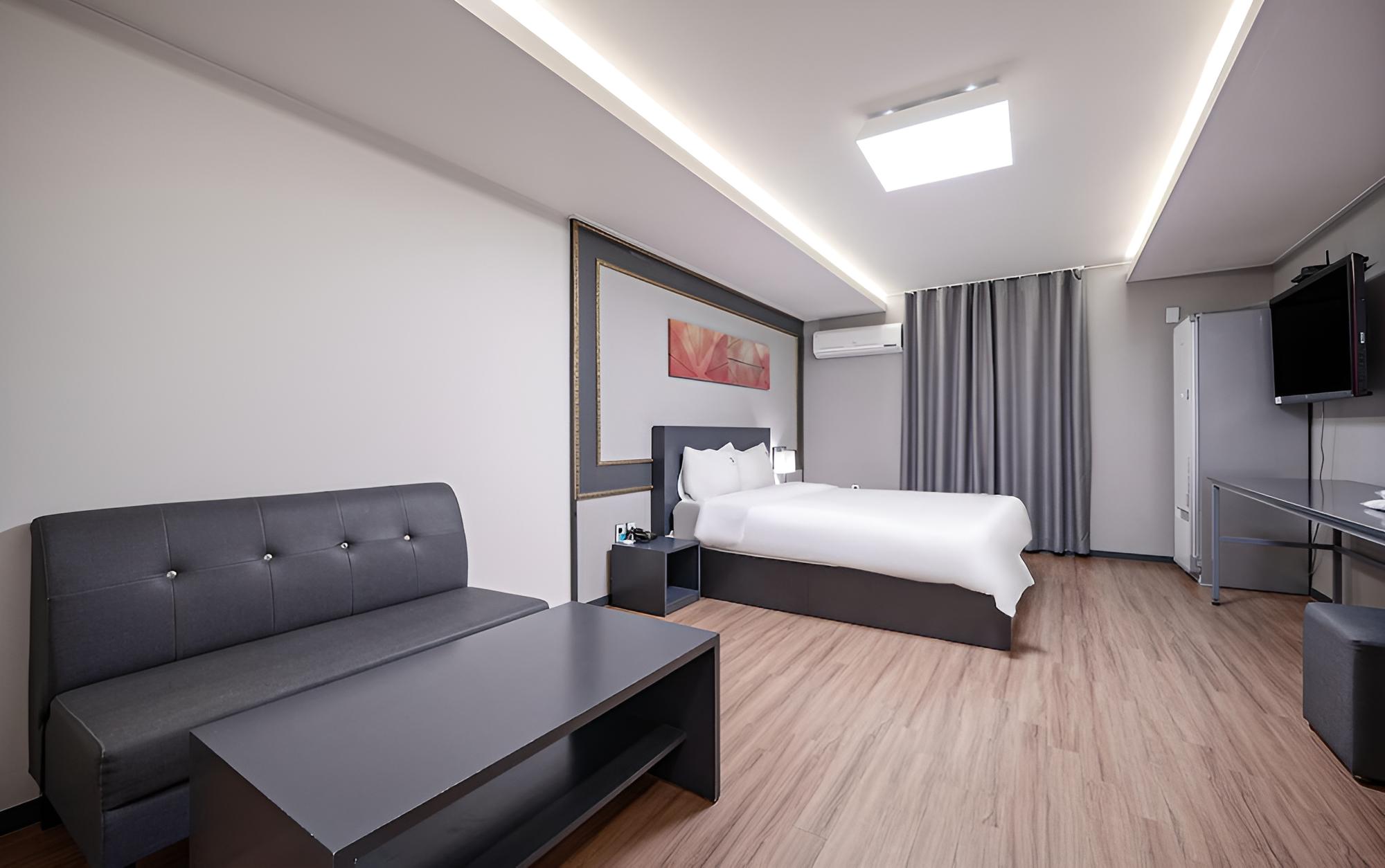 Room (Suite Styler (Parking) (Netflix/Doubl)