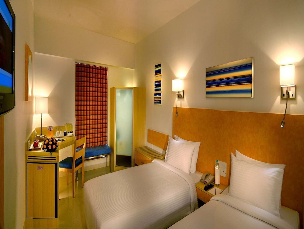 Superior Room, 2 Twin Beds - Photo 2