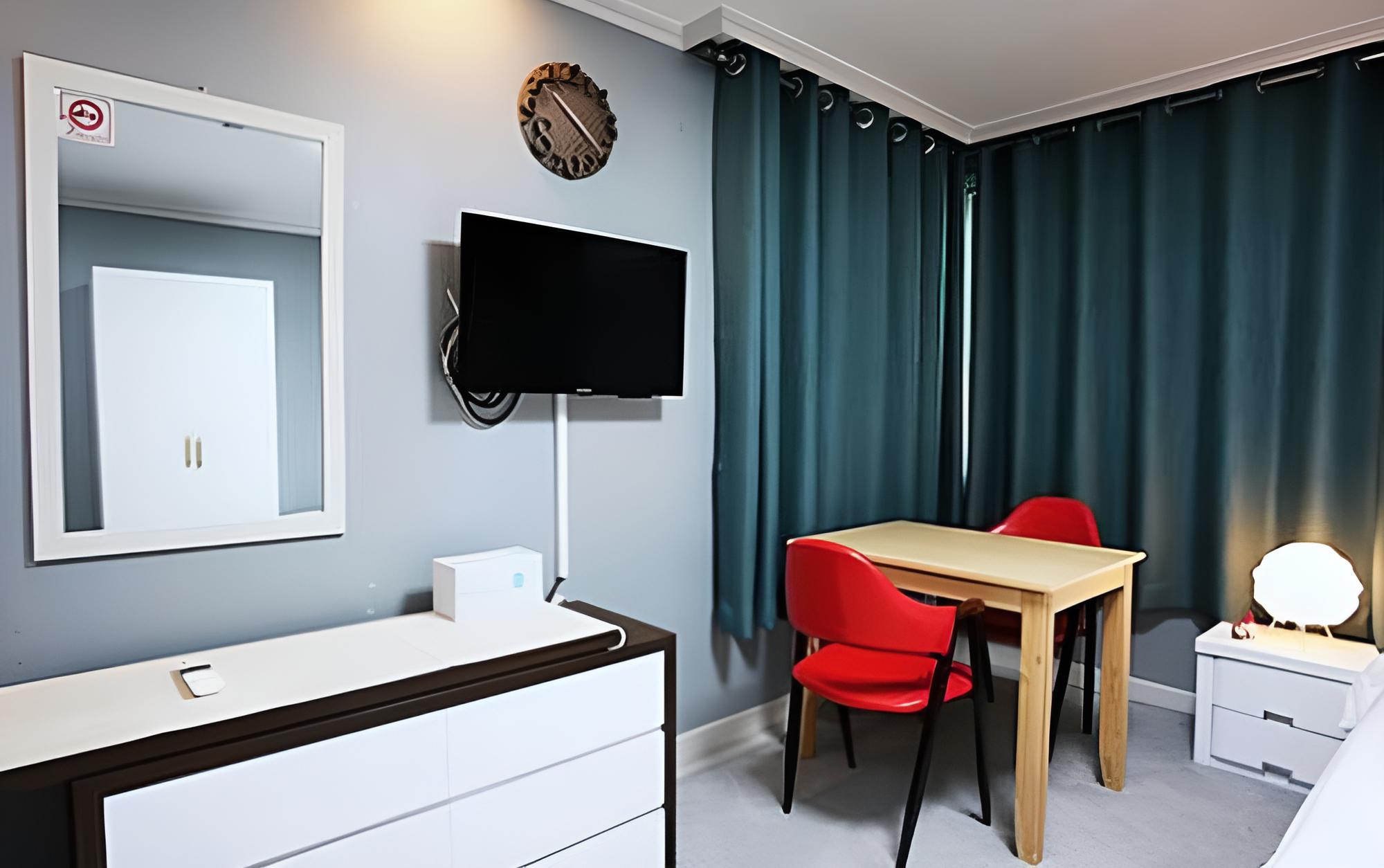 Room (Santa 3 (Unshared House)) photo 2