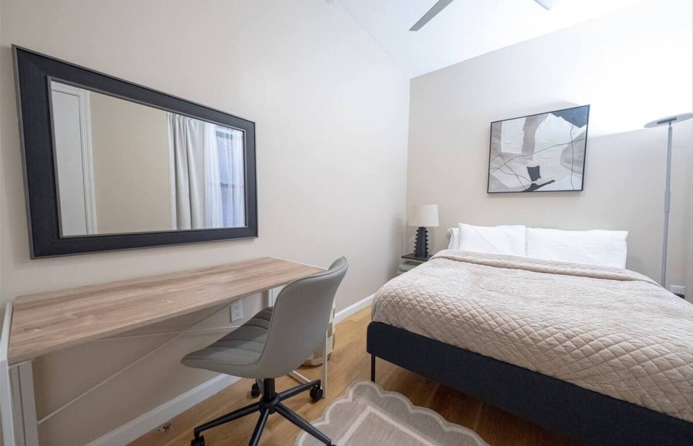 Apartment, 3 Bedrooms, City View photo 3