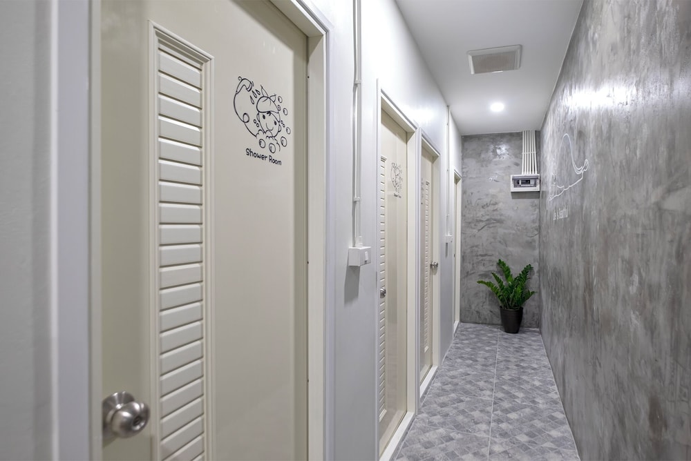 Standard Family with Shared Bathroom photo 2