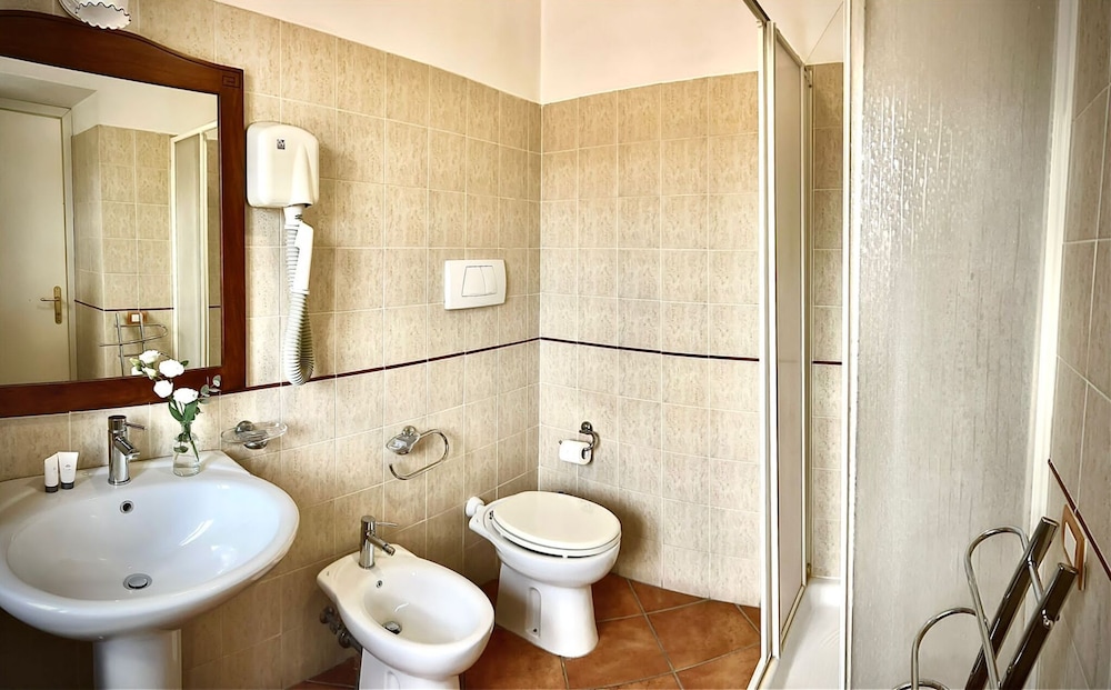 Classic Room - Photo 3