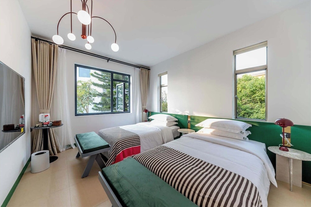 Standard Twin Room, Garden View