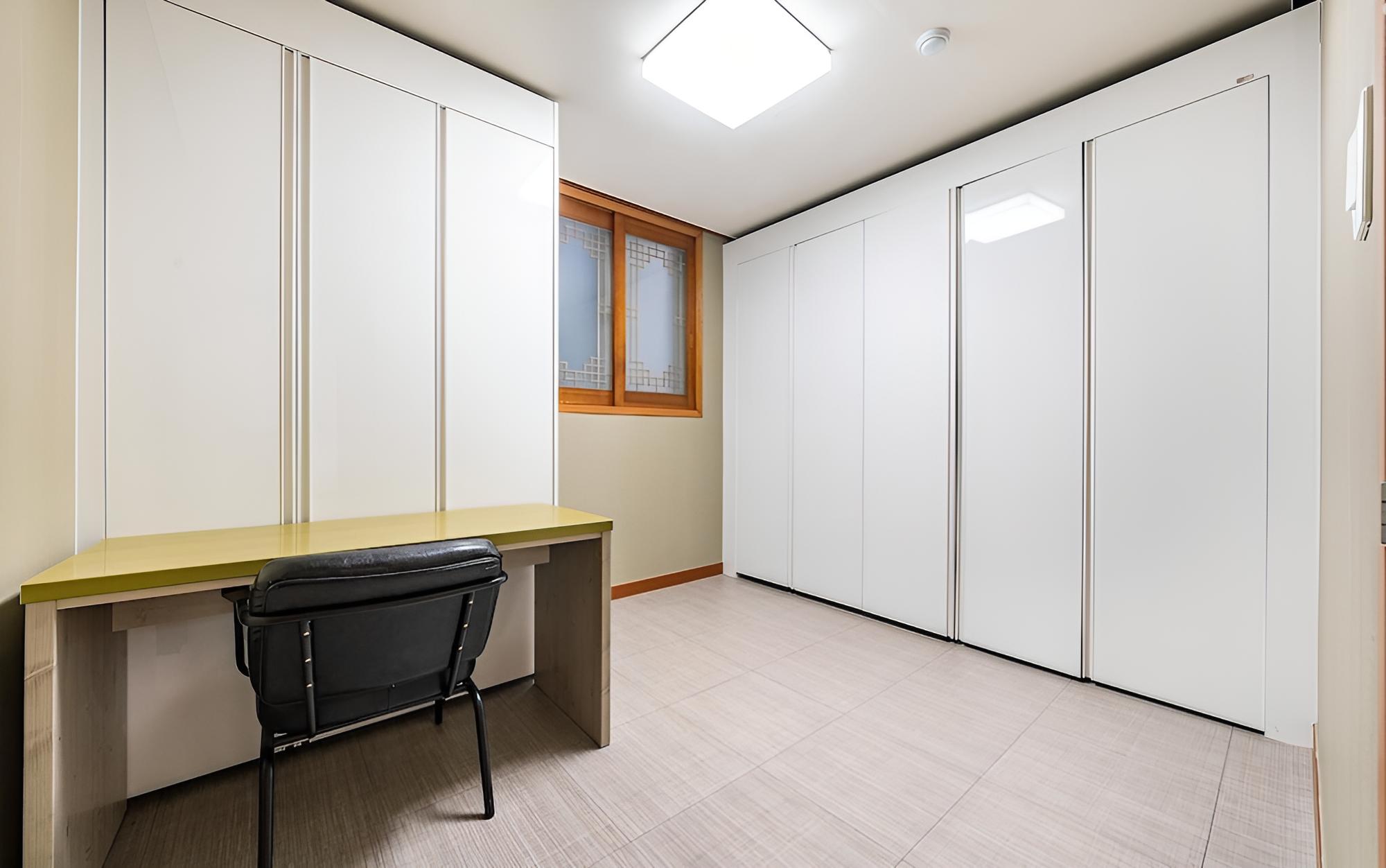 Room (Family room *4 people standard* (2 be) - Photo 4