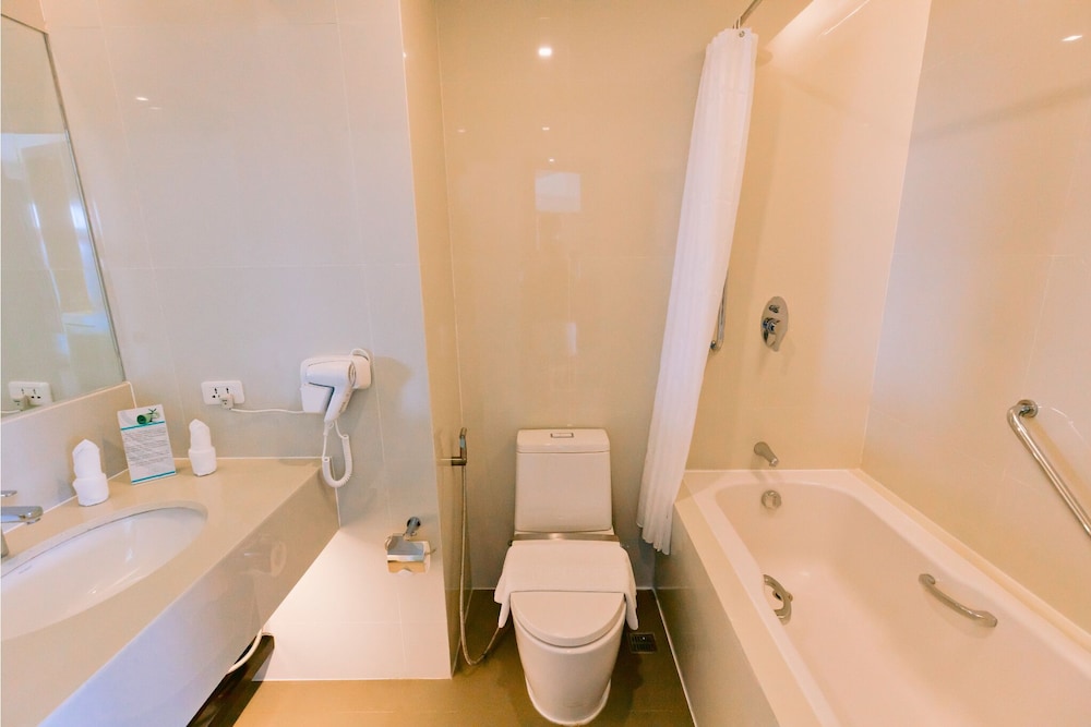 Seaview Deluxe Double Bed photo 3