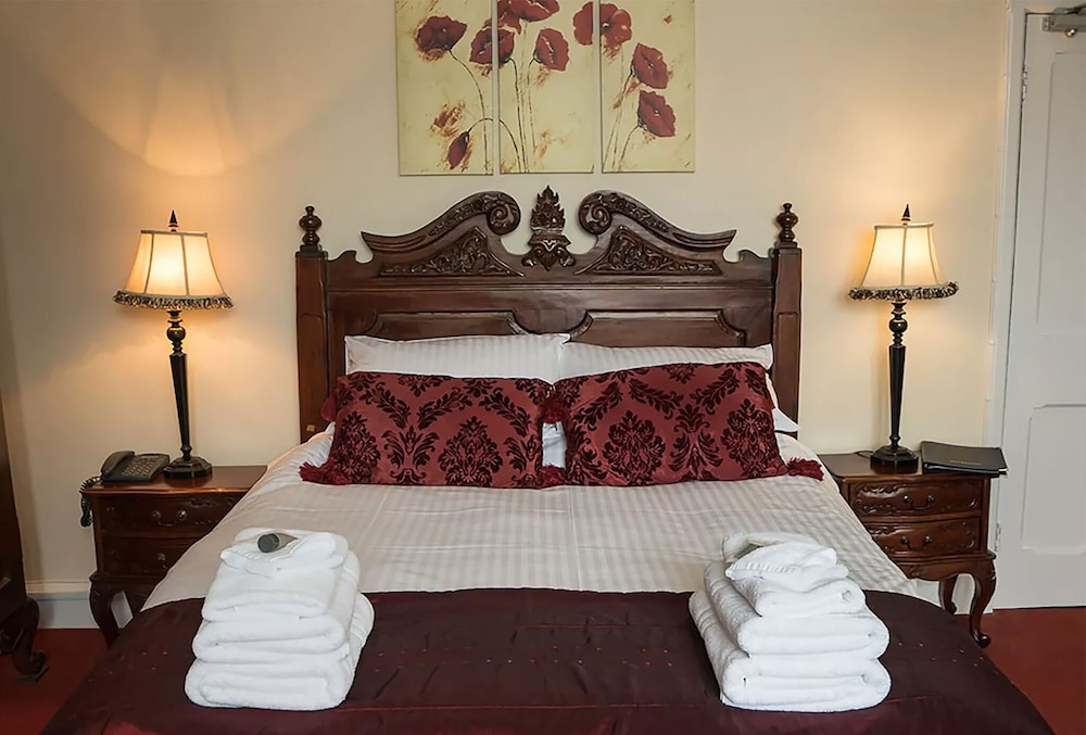 Suite, Ensuite photo 3