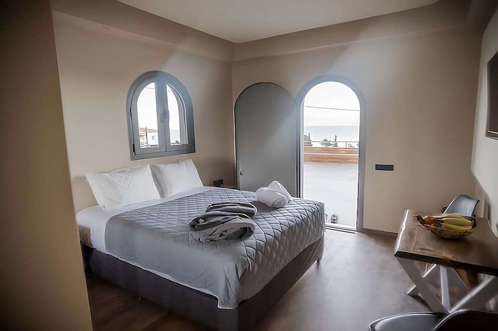 Comfort Studio, Patio, Sea View