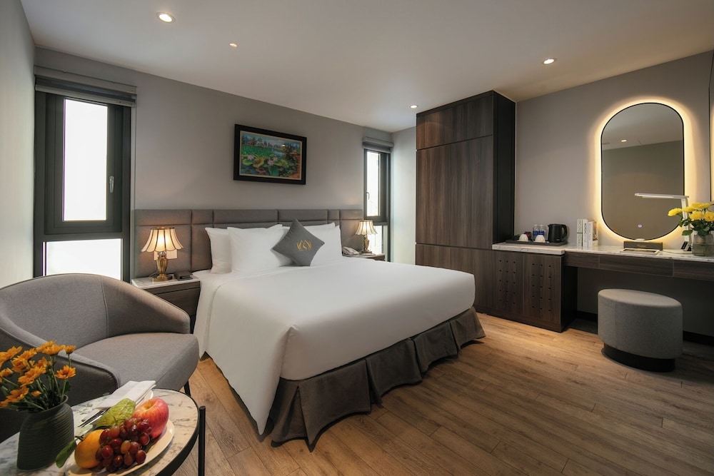 Deluxe Double Room, City View