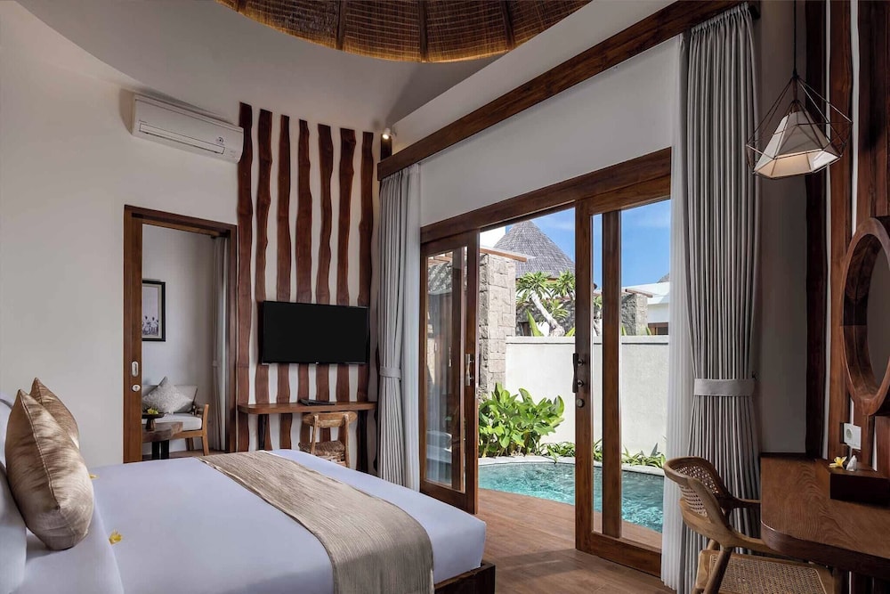 Villa, 1 Bedroom, Pool View - Photo 3