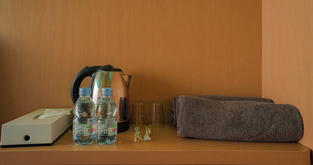 Standard Cabin (Shared Bathroom) photo 2