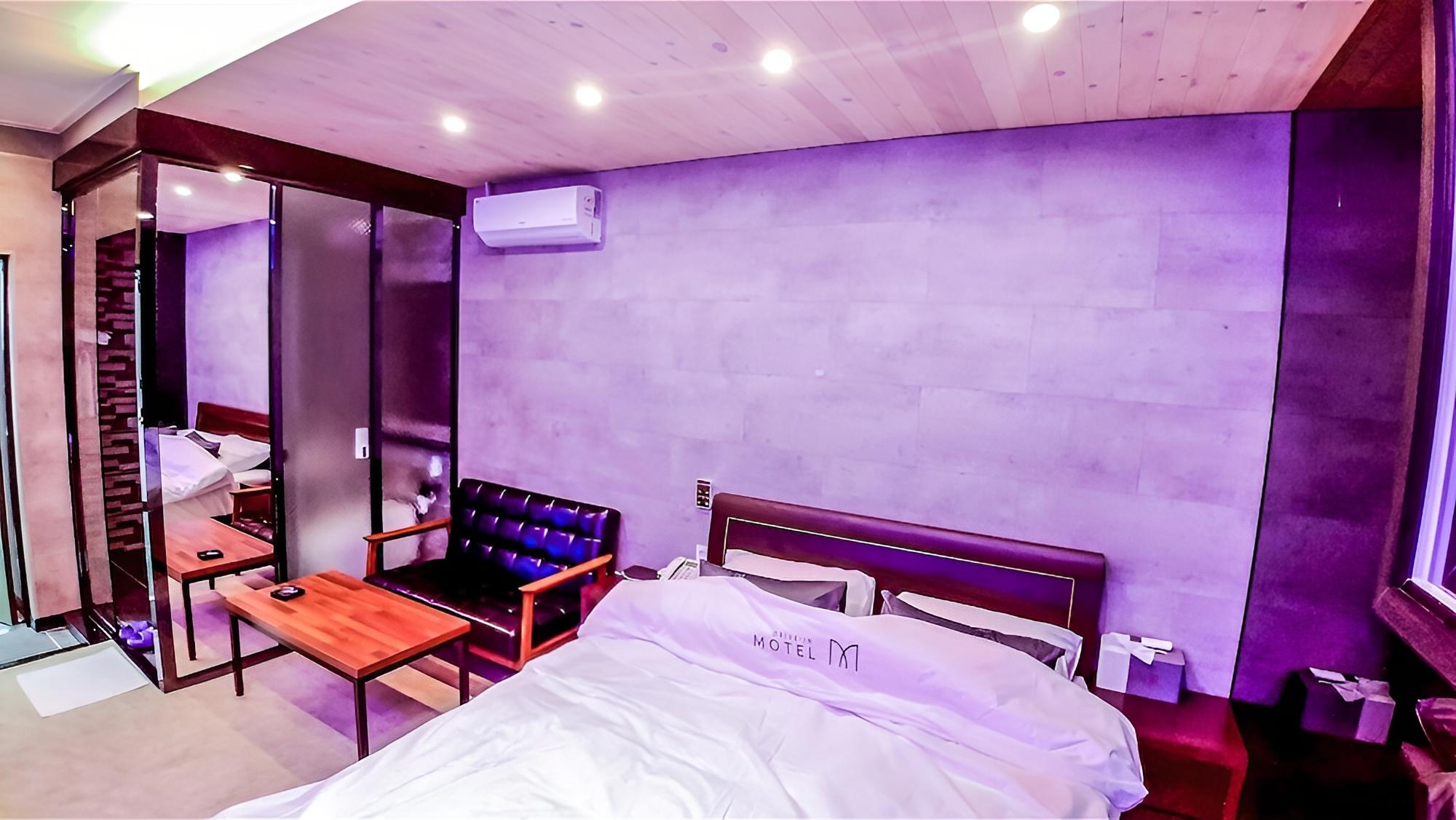 Room (Standard Room) - Photo 7