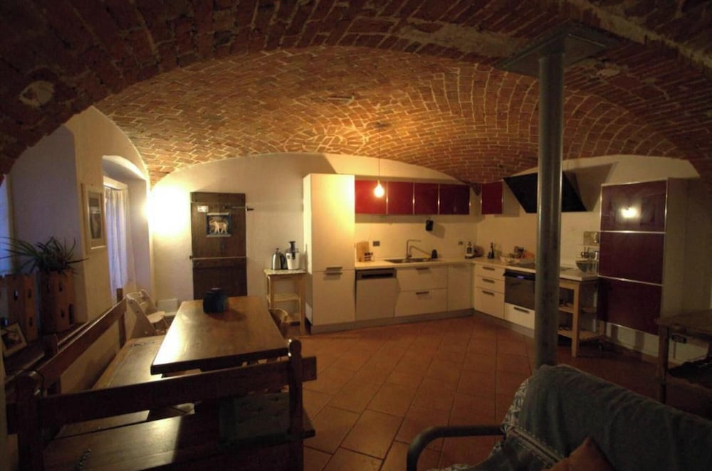 House, 3 Bedrooms, Smoking, Terrace photo 2