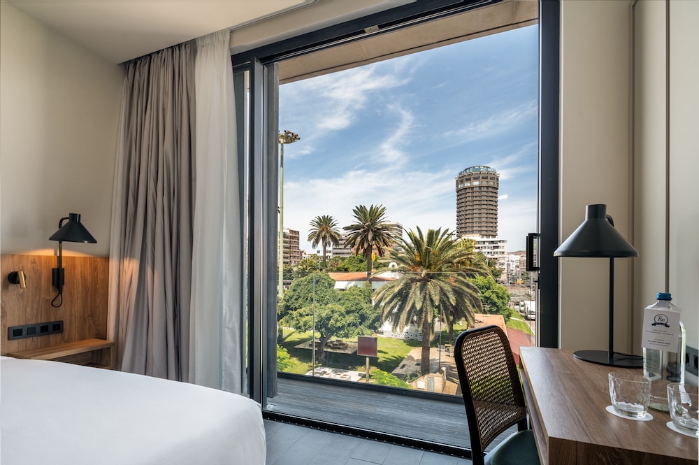 Superior Double Room (1 Adult + 1 Child) - Photo 10