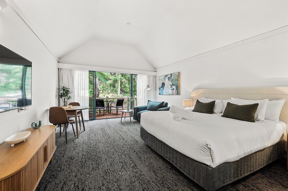 Luxury Spa Suite, Balcony - accessible by 1 flight of stairs photo 1