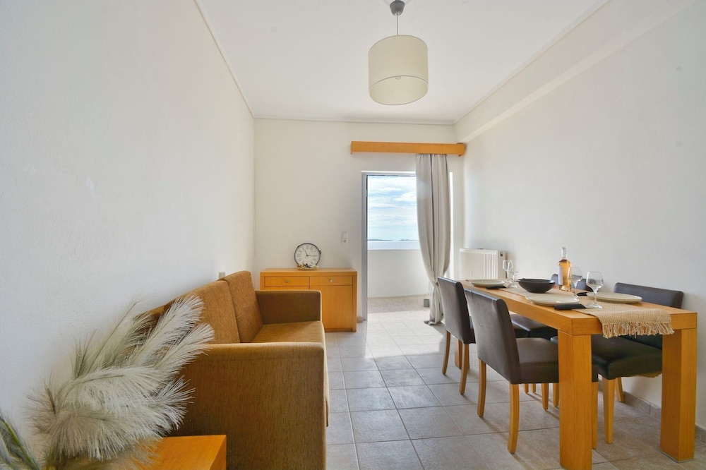 Superior Apartment, Balcony, Partial Sea View