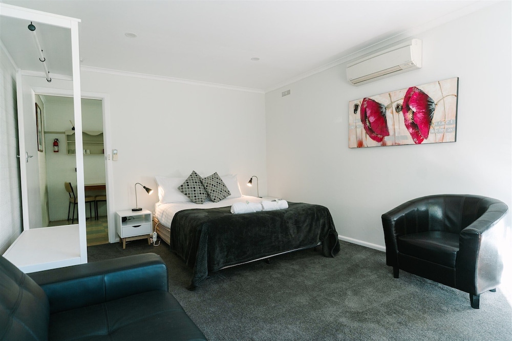 King Parrot Room photo 3