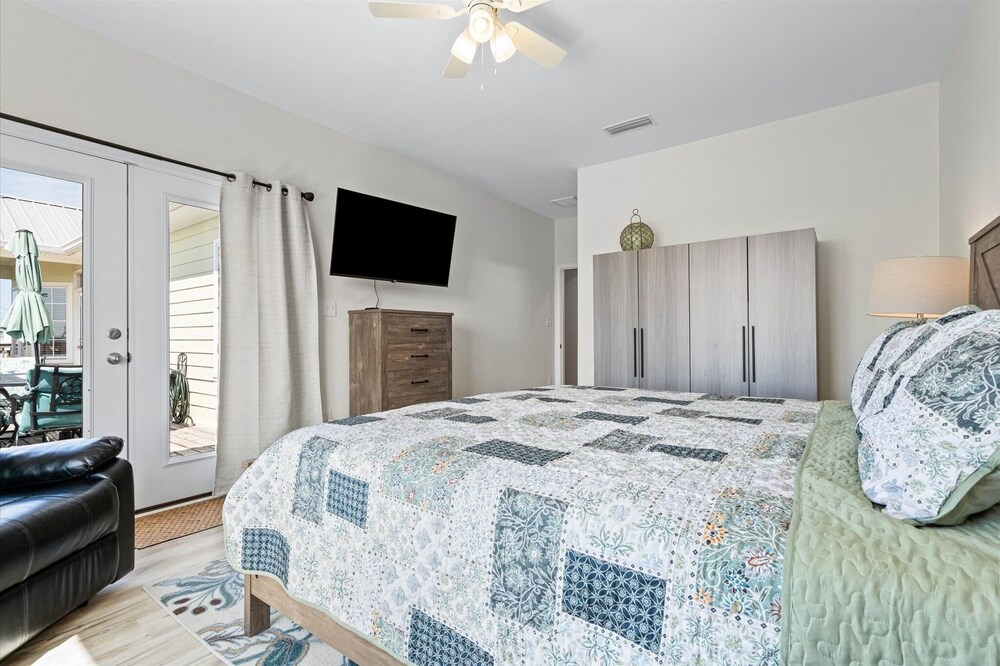 House, 4 Bedrooms photo 2