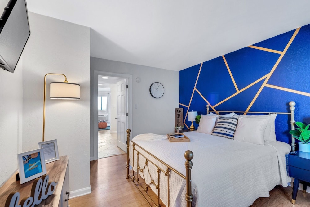 Condo, 1 Bedroom