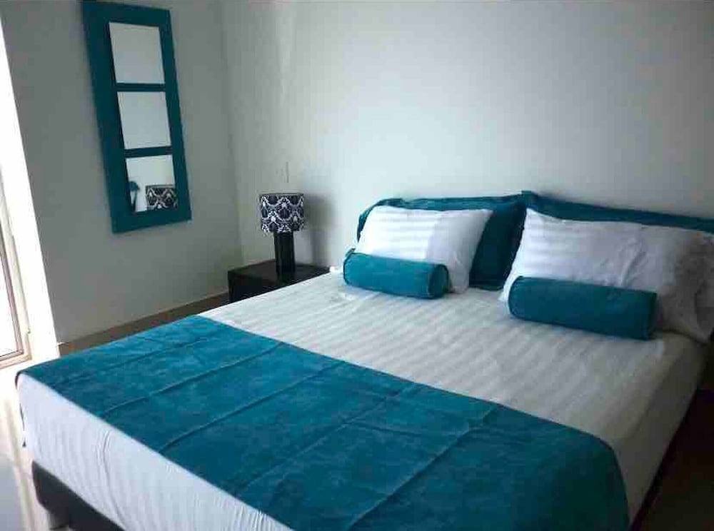 Apartment, 2 Bedrooms, Balcony, City View