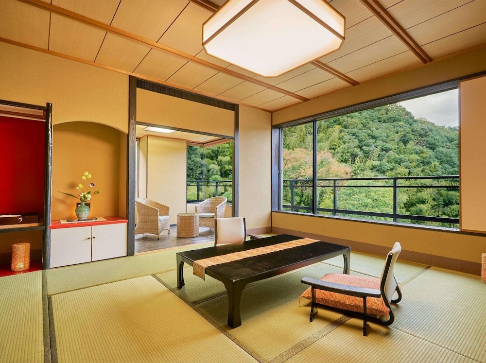 Superior Japanese Style 2-room Room with Bath (Garden View), Non-Smoking