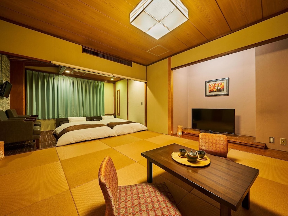 Standard Japanese Western Style Room without Bath (No View), Non-Smoking photo 1