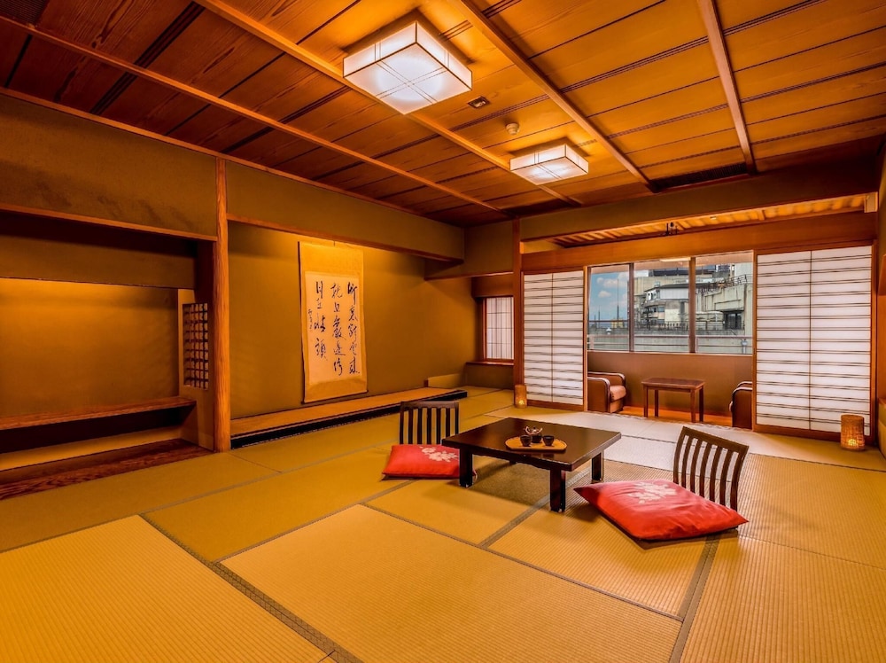 Superior Japanese Style Room with 2 Rooms and Bath, Non-Smoking photo 1