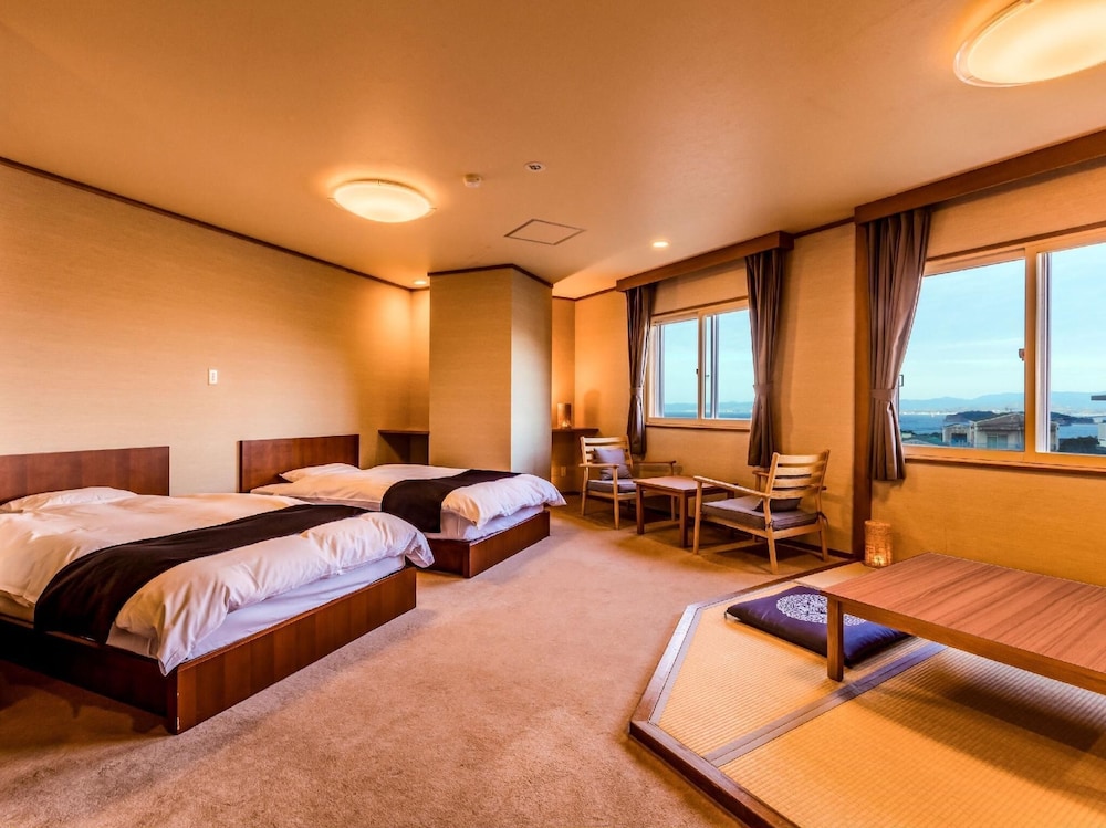 Standard Japanese Western Style Room without Bath, Non-Smoking