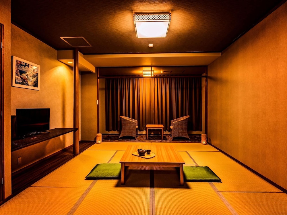 Standard Japanese Style Triple Room Without Bath (No View), Non-Smoking