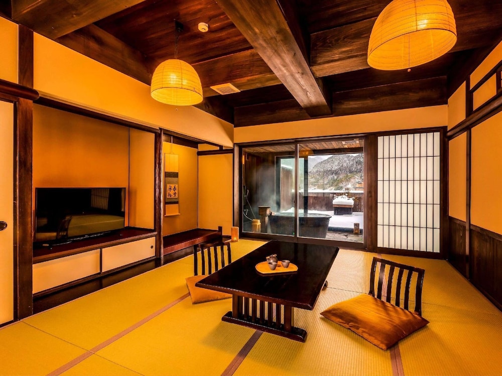 "Tenkuan" Suite Japanese Western Style with Open-air Bath, Non-Smoking