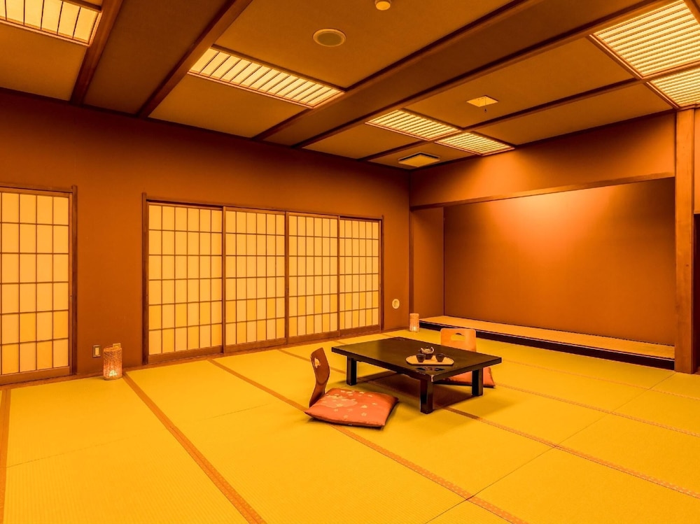 Standard Room, Non Smoking (Japanese Style Room 20jo WO bath) photo 1