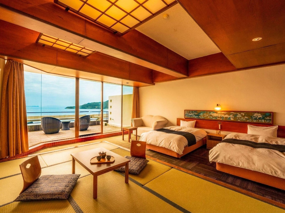 Standard Japanese Western Style Room with Bath, Non-Smoking