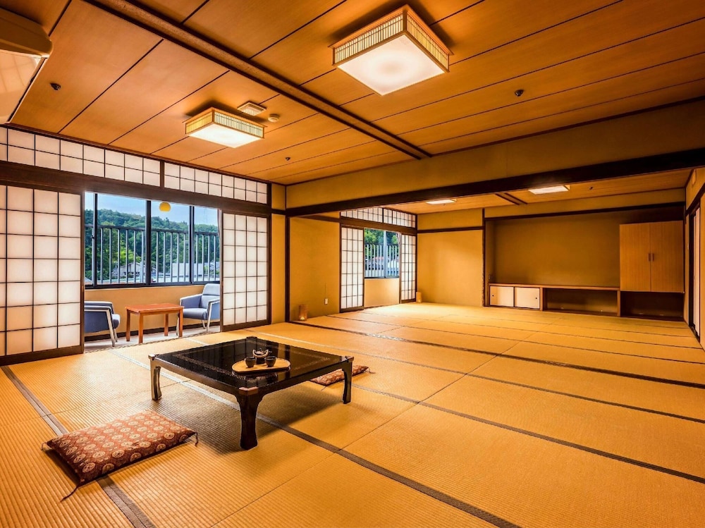 Standard Room, Non Smoking (JP Style 30 tatami mats wo bath) photo 1