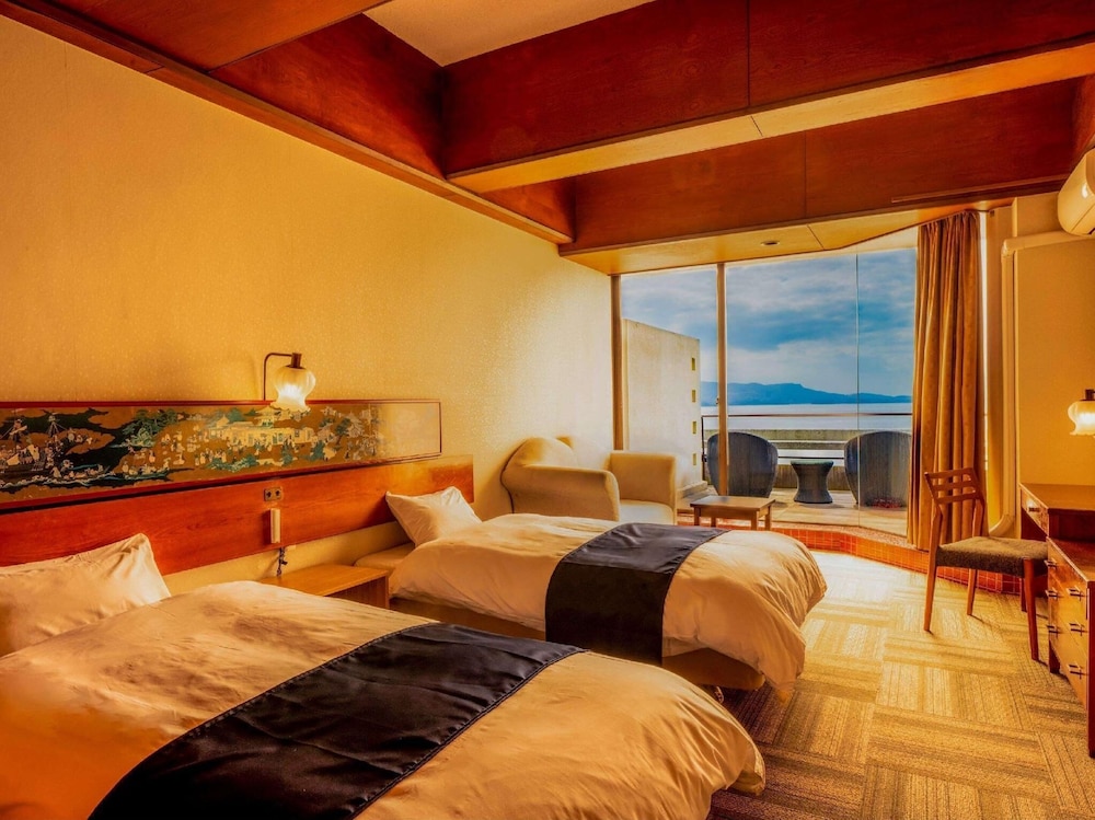 Standard Japanese Western Style Room without Bath, Non-Smoking