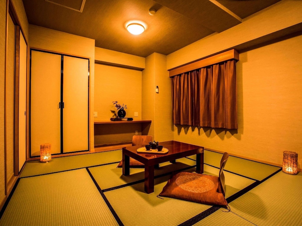 Economy Room, Non Smoking (Japanese Style With Bath, No View)